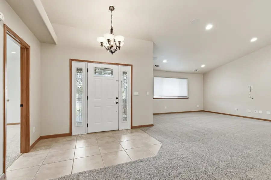 602 Barton Road, Eagle Point, OR 97524 - #2