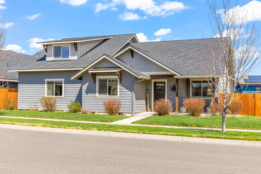 1002 NE Discovery Loop, Prineville, OR 97754 - #2