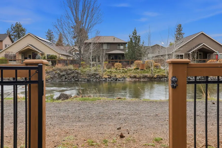 61173 Ridgewater Loop, Bend, OR 97702 - #2