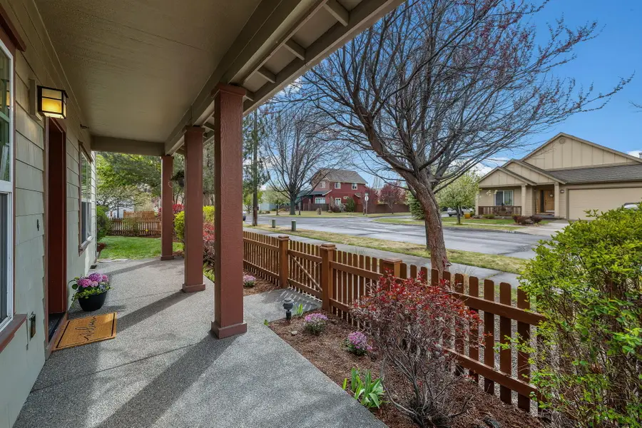 61703 Tulip Way, Bend, OR 97702 - #3