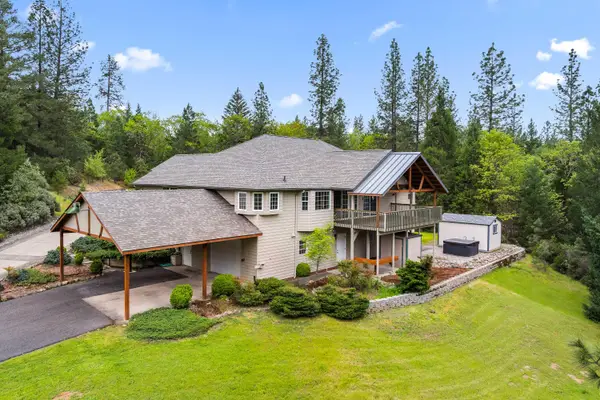 279 Palos Verdes Drive, Grants Pass, OR 97526