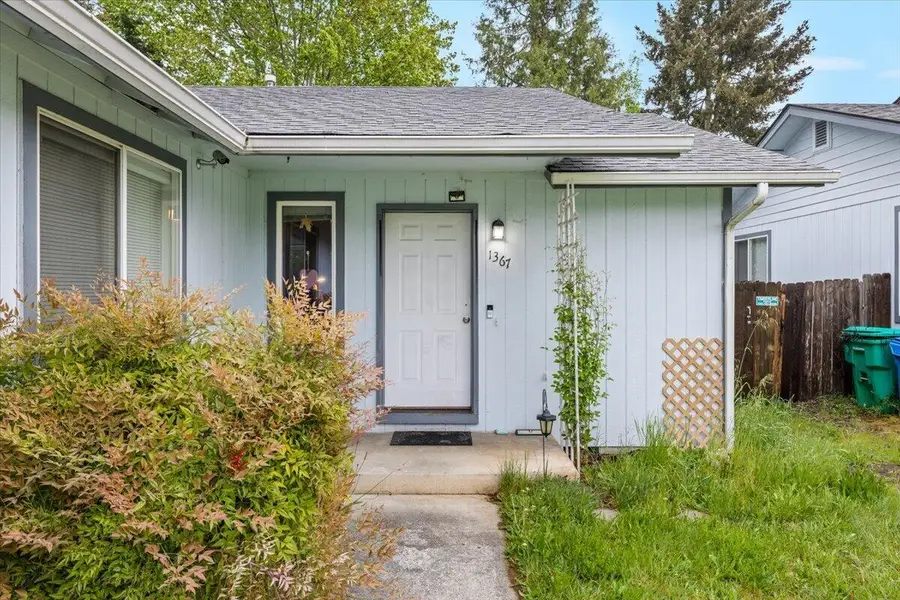 1365 SW Sun Glo Drive, Grants Pass, OR 97527 - #3