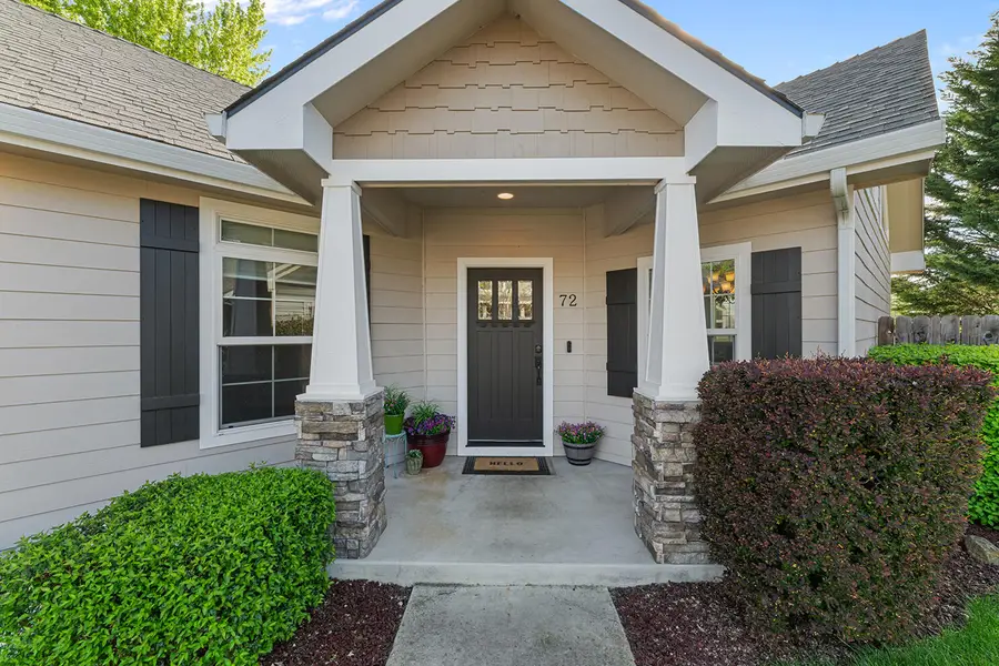 72 Pineridge Lane, Eagle Point, OR 97524 - #2