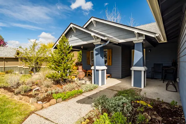 20014 Powers Road, Bend, OR 97702