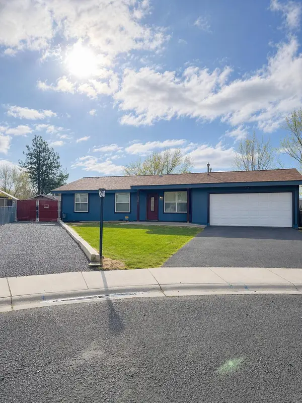 4301 Myrtlewood Drive, Klamath Falls, OR 97603