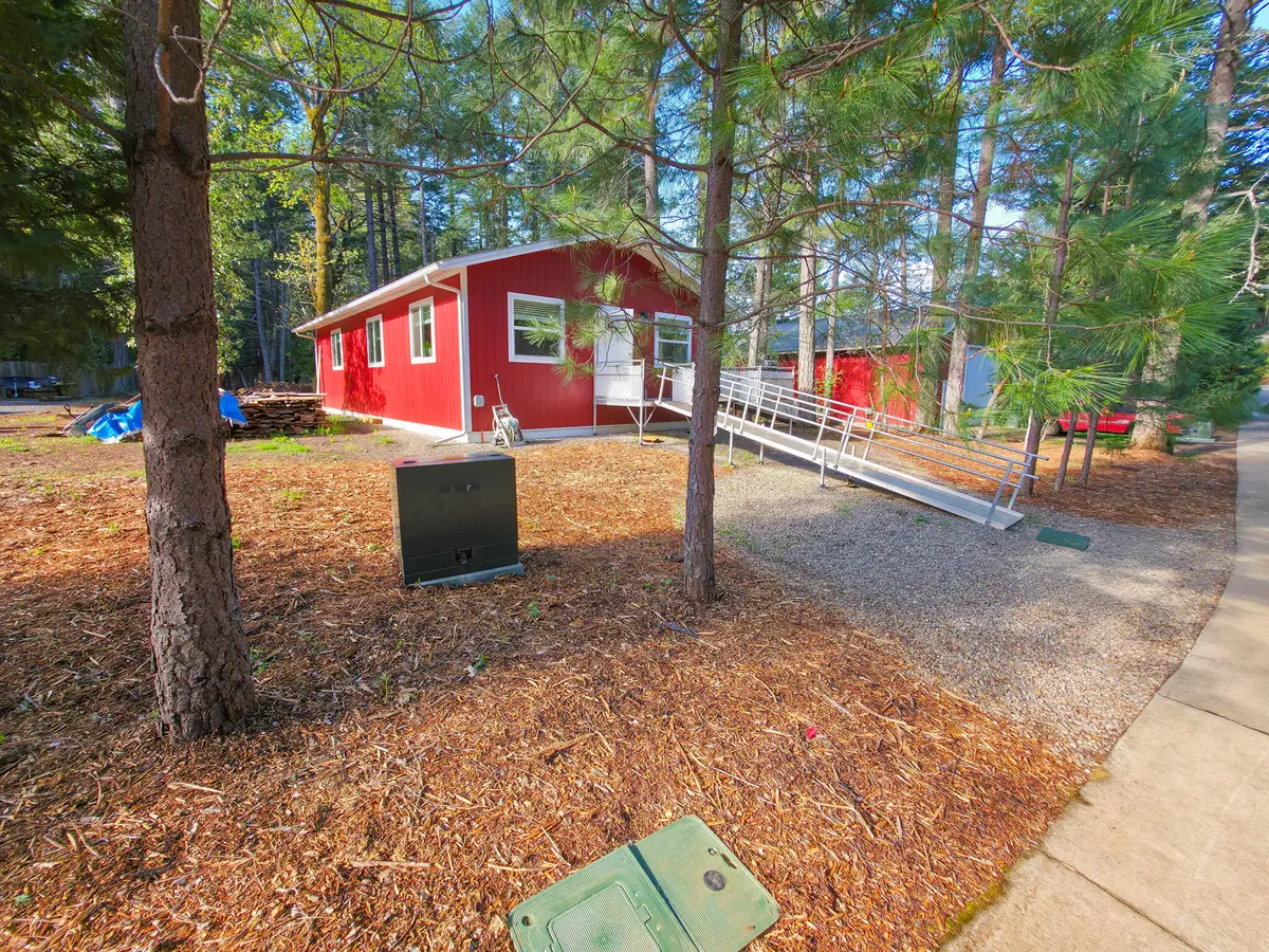 451 Stage Stop Drive, Cave Junction, OR 97523 - #1