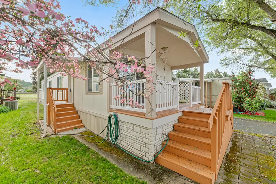 3700 Bellinger Lane #33, Medford, OR 97501 - #2