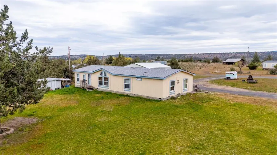 222 SE Steele Street, Madras, OR 97741 - #2