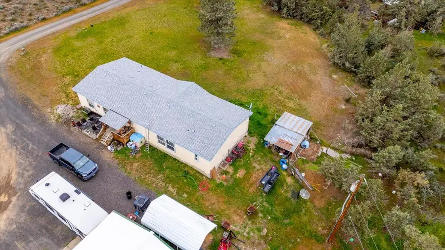 222 SE Steele Street, Madras, OR 97741 - #3