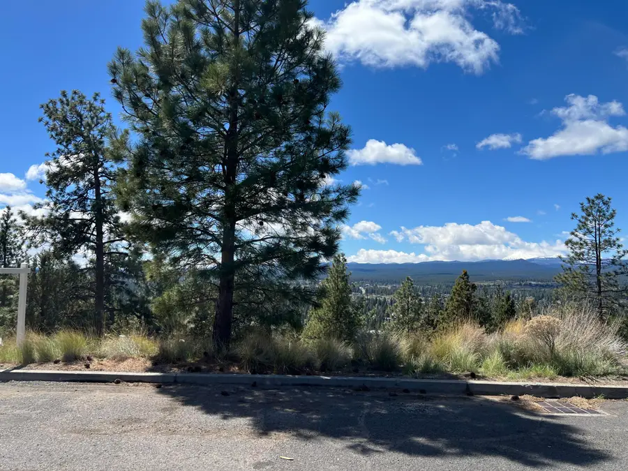 1945 NW Sun Ray Court, Bend, OR 97703 - #3