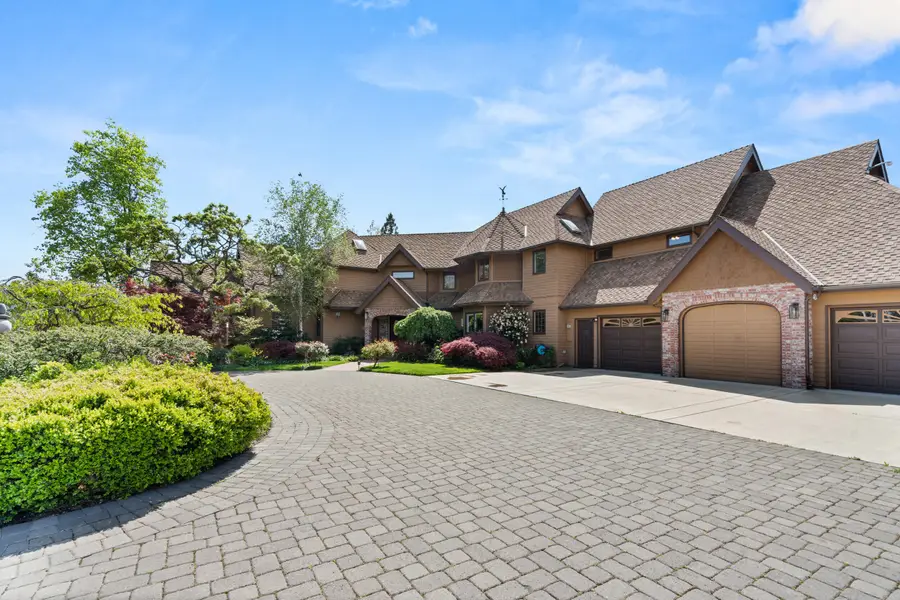 808 Pompadour Drive, Ashland, OR 97520 - #2