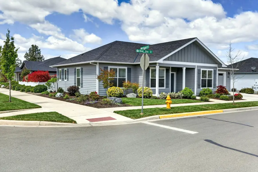 1501 River Run Street, Central Point, OR 97502 - #3