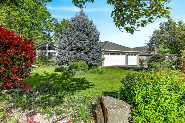 1384 Larson Creek Drive, Medford, OR 97504