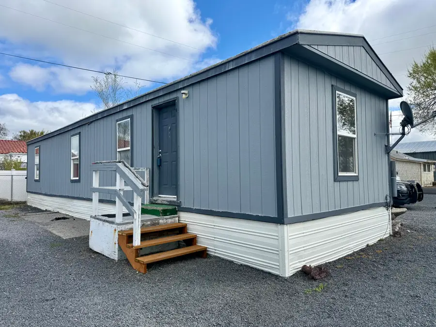 425 W Front # 7, Merrill, OR 97633 - #2