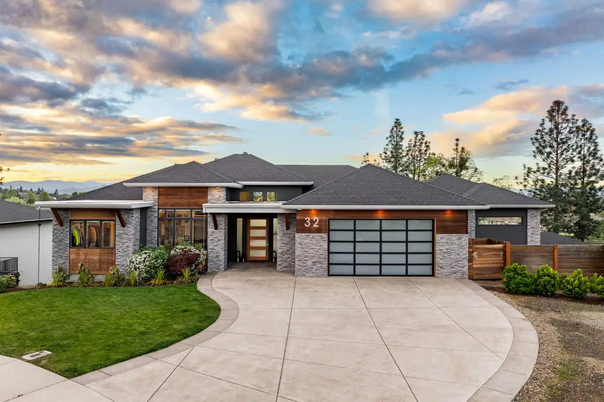 32 Pebble Creek Drive, Eagle Point, OR 97524 - #1