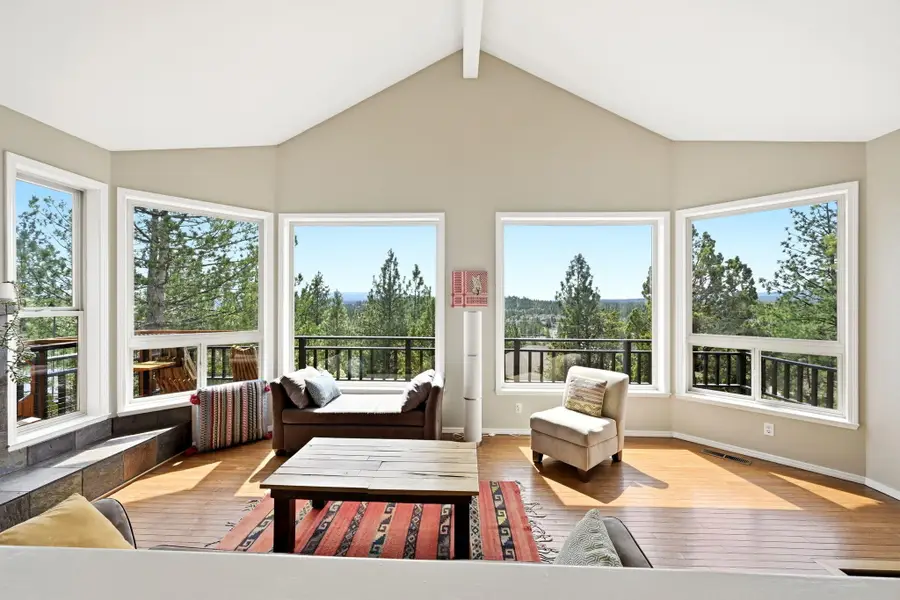 2068 NW Cascade View Drive, Bend, OR 97703 - #2