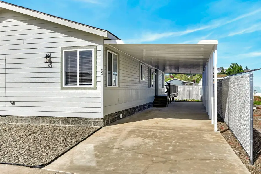 4729 S Pacific Highway #22, Phoenix, OR 97535 - #2