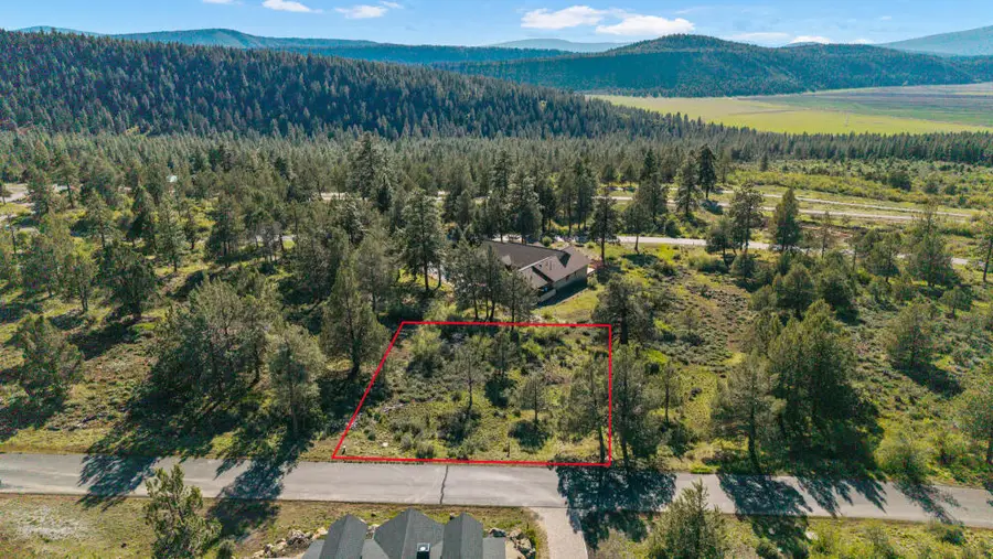 856 Beattys Butte Drive, Klamath Falls, OR 97601 - #3