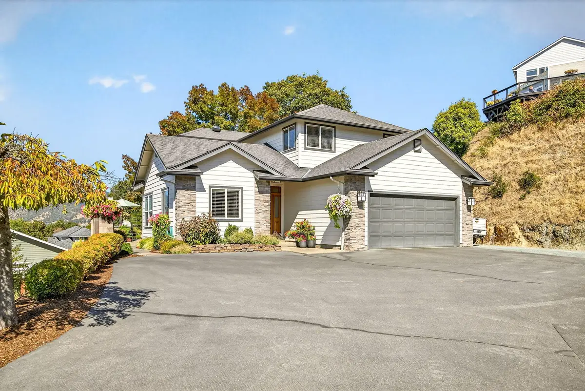 2315 Robertson Crest, Grants Pass, OR 97527 - #1