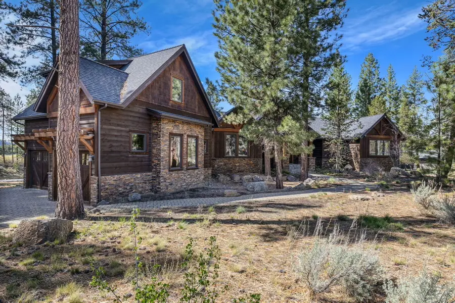 56373 Trailmere Circle, Bend, OR 97707 - #3