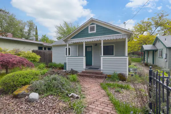 1417 NW Washington Boulevard, Grants Pass, OR 97526