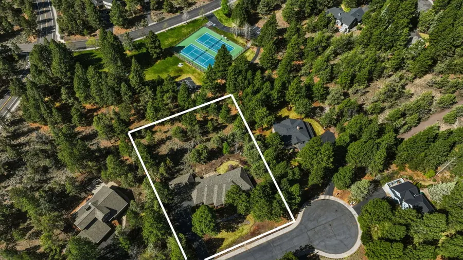 1047 NW Milton Court, Bend, OR 97703 - #2