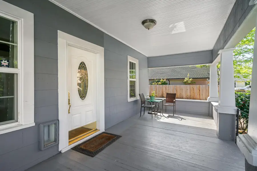 1028 E 11th Street, Medford, OR 97504 - #3