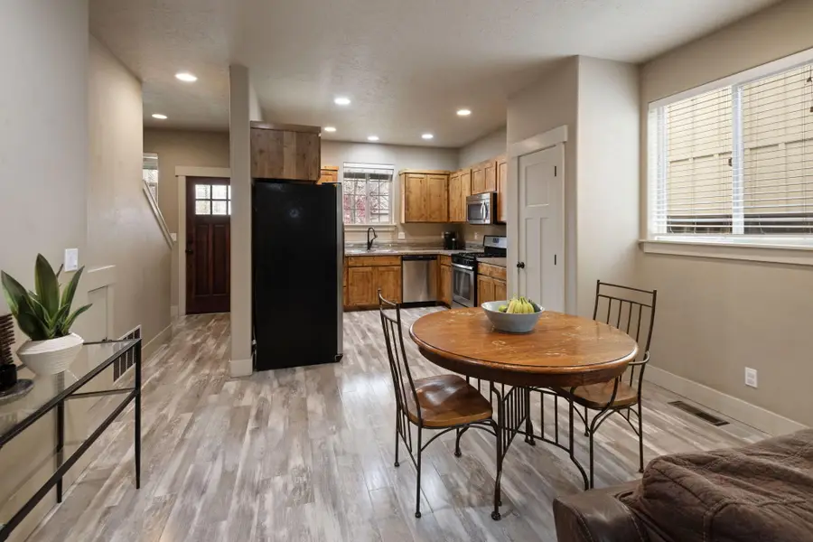 63113 De Haviland Court, Bend, OR 97701 - #3