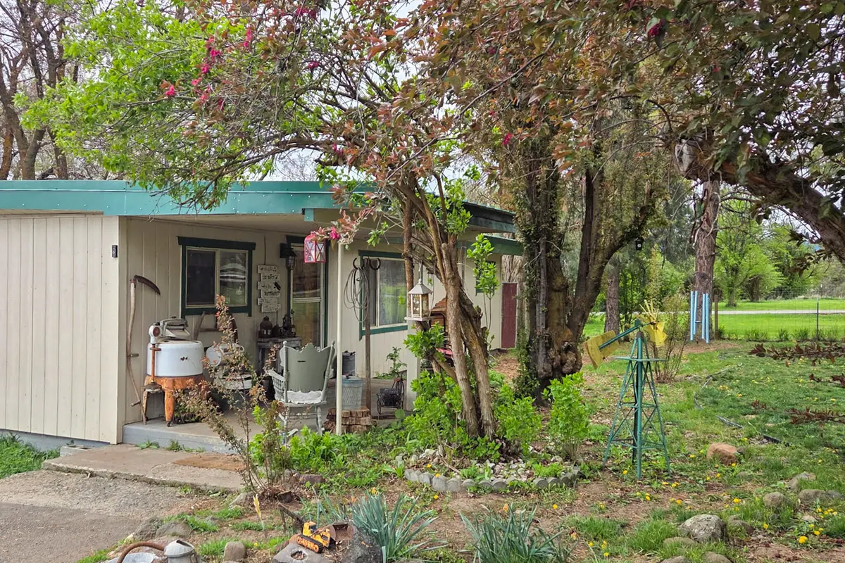 10852 Oregon 66, Klamath Falls, OR 97601 - #1