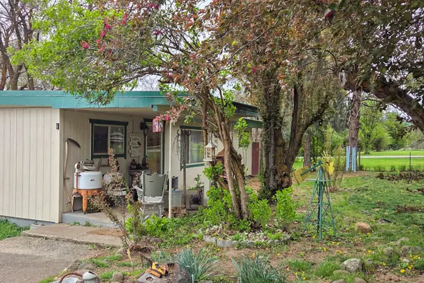 10852 Oregon 66, Klamath Falls, OR 97601