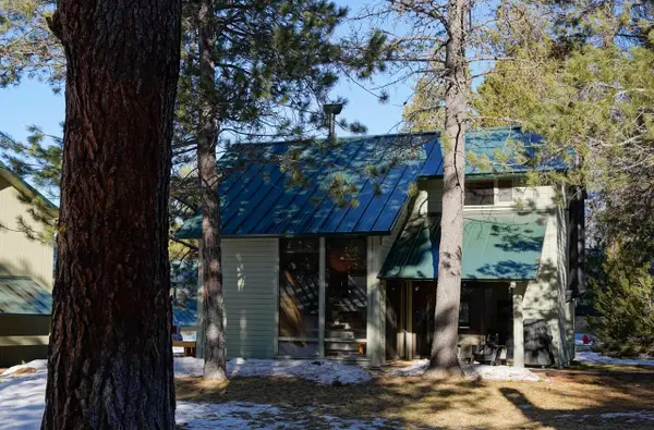 57569 Ranch Cabins Road #1, Sunriver, OR 97707