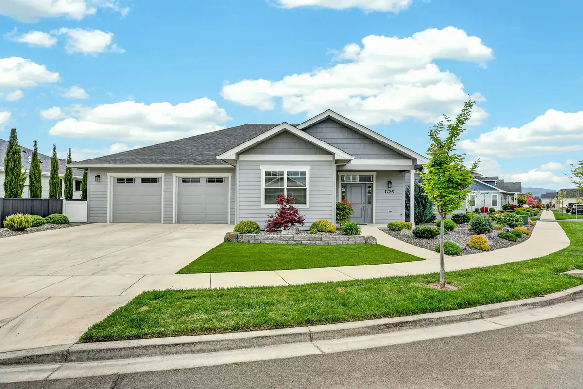 1726 River Run Street, Central Point, OR 97502 - #1