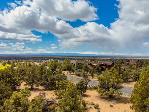 16539 SW Vaqueros Way #6, Powell Butte, OR 97753