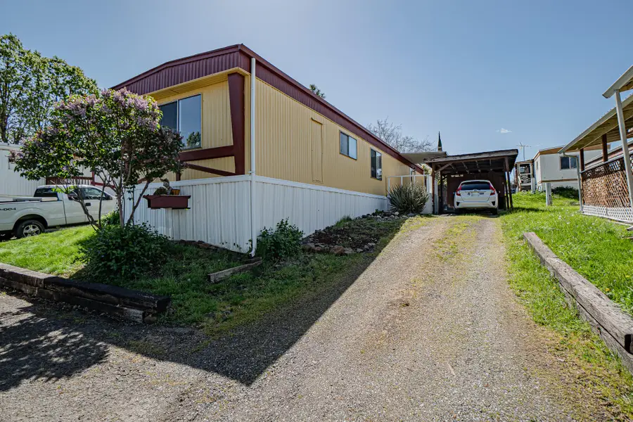 421 Stevens Road #UNIT 26, Eagle Point, OR 97524 - #2