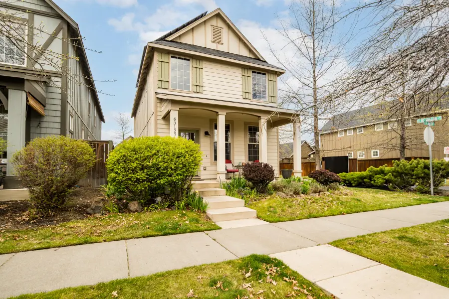 63127 NE De Haviland Street, Bend, OR 97701 - #2