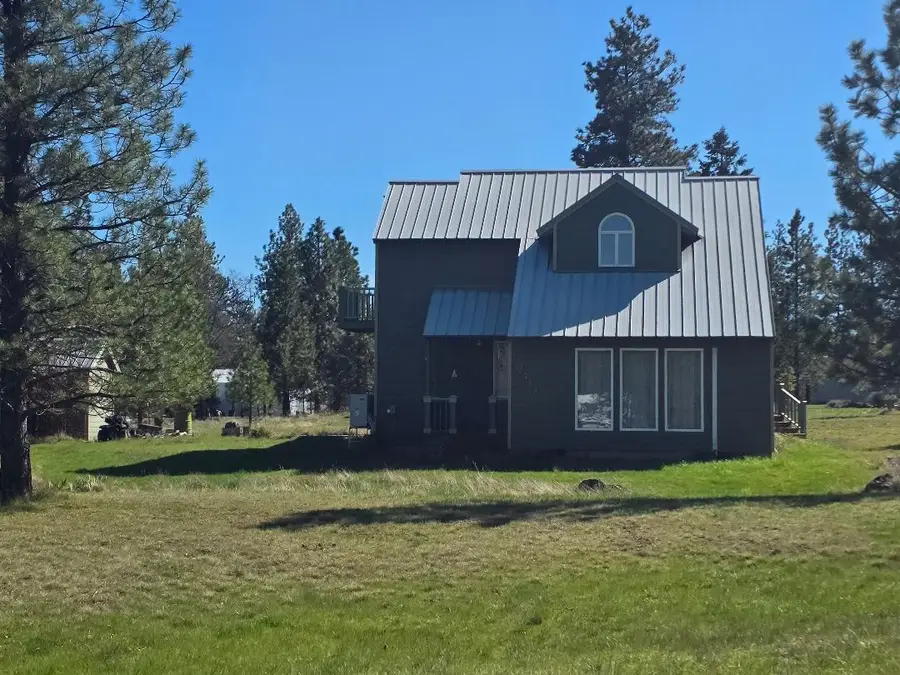 271 S Fairway Road, Tygh Valley, OR 97063 - #2
