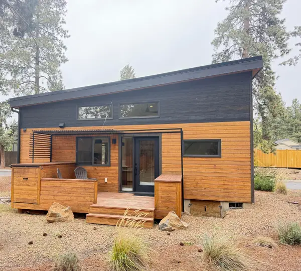 61304 SE Wizard Lane #1, Bend, OR 97702