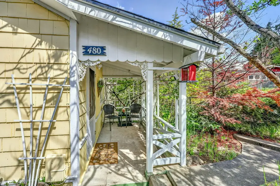 480 Harrison Street, Ashland, OR 97520 - #3