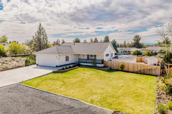 20795 Arago Circle, Bend, OR 97703