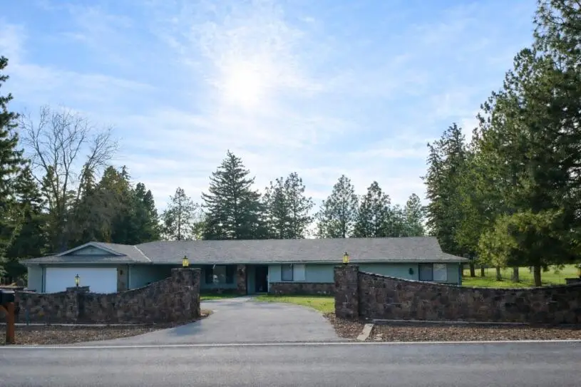 1645 Pine Grove Road, Klamath Falls, OR 97603 - #1