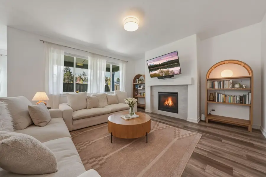 61675 SE Depot Loop, Bend, OR 97702 - #3