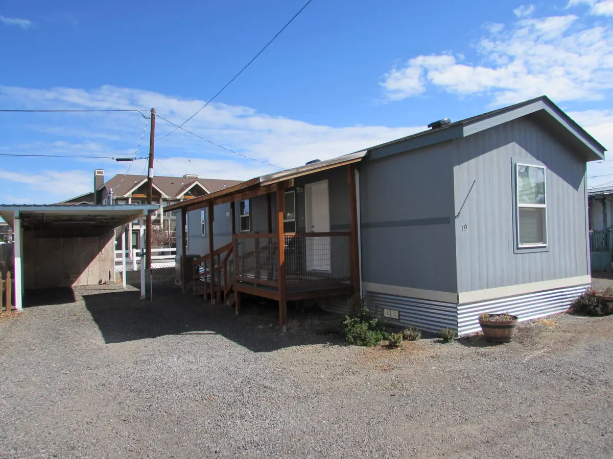 1833 SW Canal Boulevard #19, Redmond, OR 97756 - #1