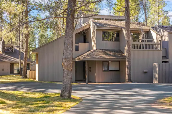 57214 Island Road #14, Sunriver, OR 97707