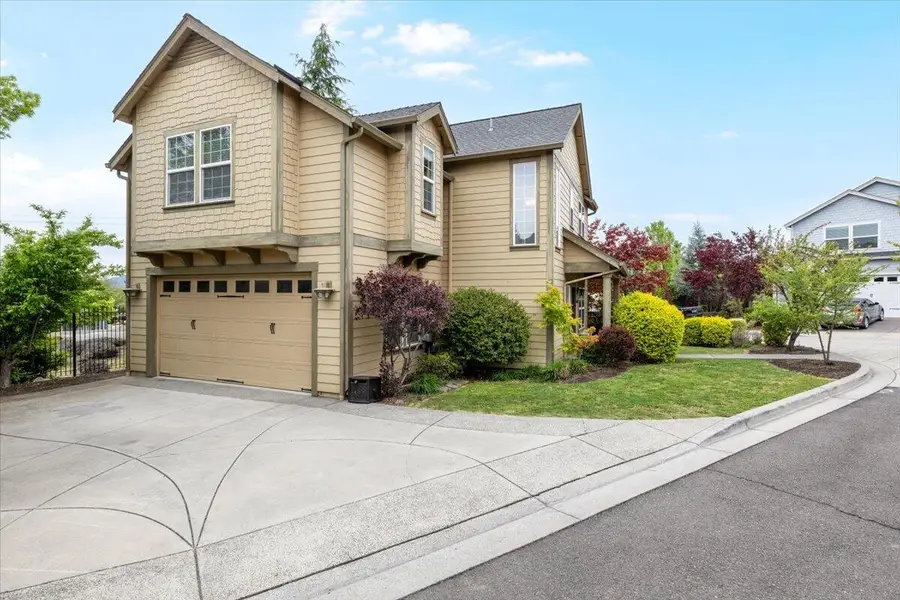 3610 Jerome Lane, Medford, OR 97504 - #3