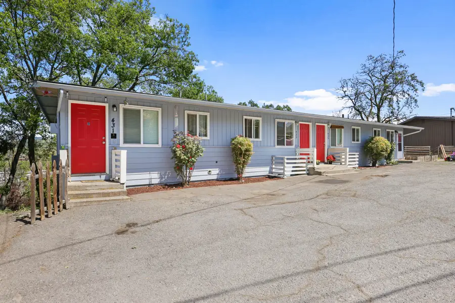 431 Elm Street, Phoenix, OR 97535 - #2