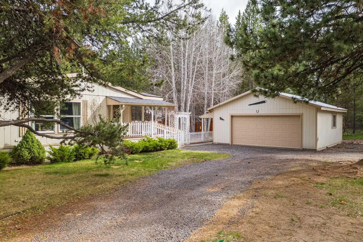 147135 Bills Road, Gilchrist, OR 97737 - #1