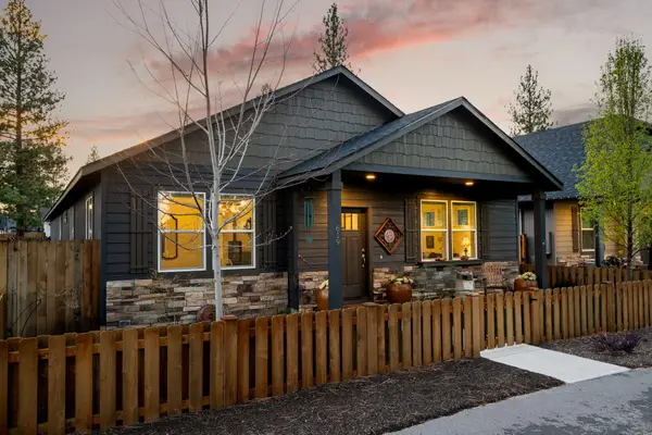 619 N Meadow Lane, Sisters, OR 97759