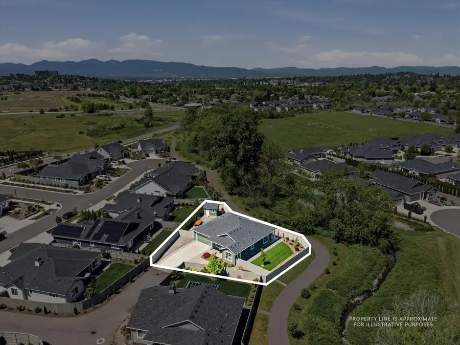 3847 Arena Drive, Medford, OR 97504 - #3