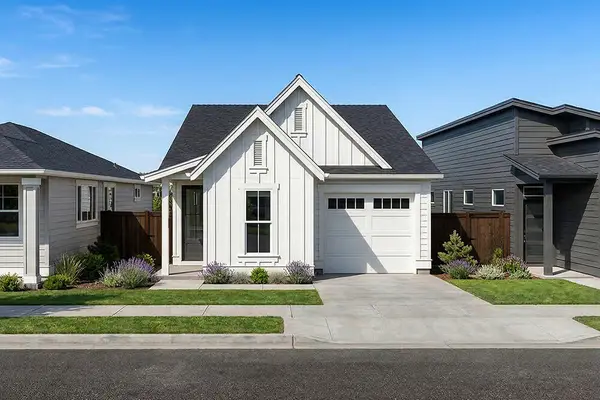 61240 NE Snow Owl Street, Bend, OR 97701