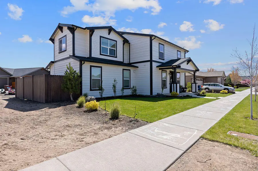 1008 NE Whistle Way, Prineville, OR 97754 - #3